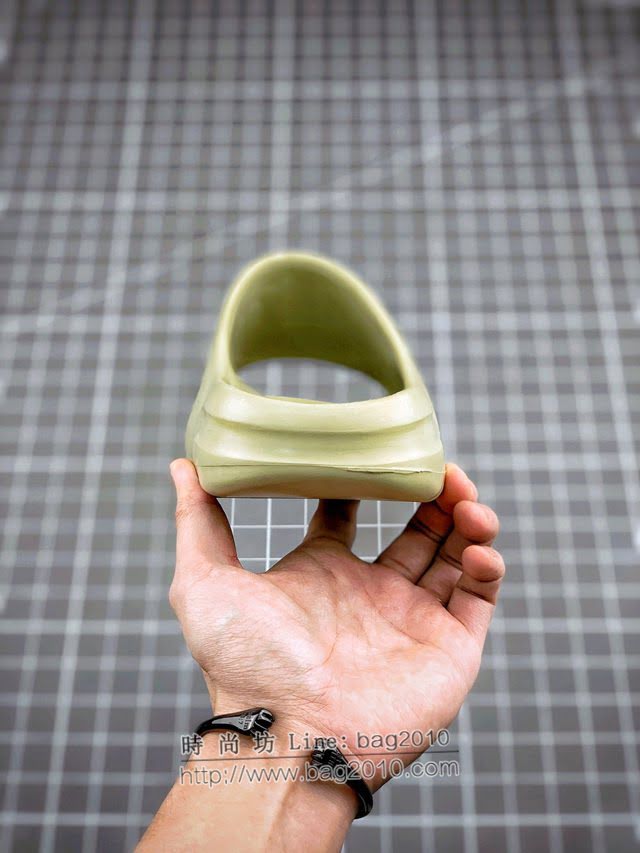 Adidas男女椰子鞋 阿迪達斯Resin椰子拖鞋 Adidas Kanye West x Yeezy Slide  xhn1610
